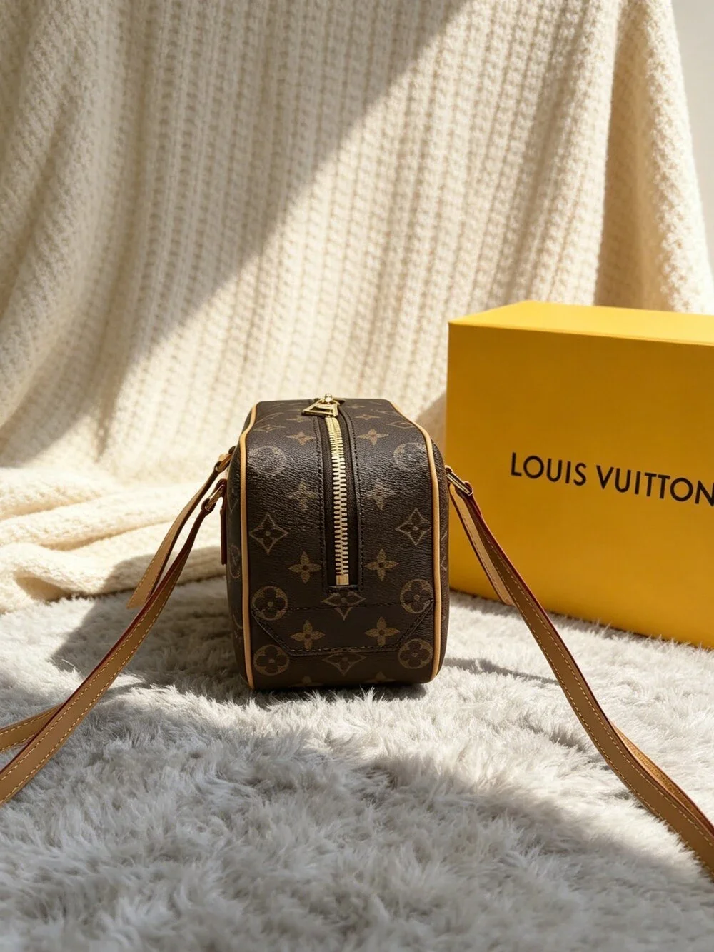 Louis Vuitton  Cité